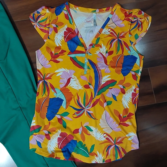 d.n.a. couture - Picture 1 of 2